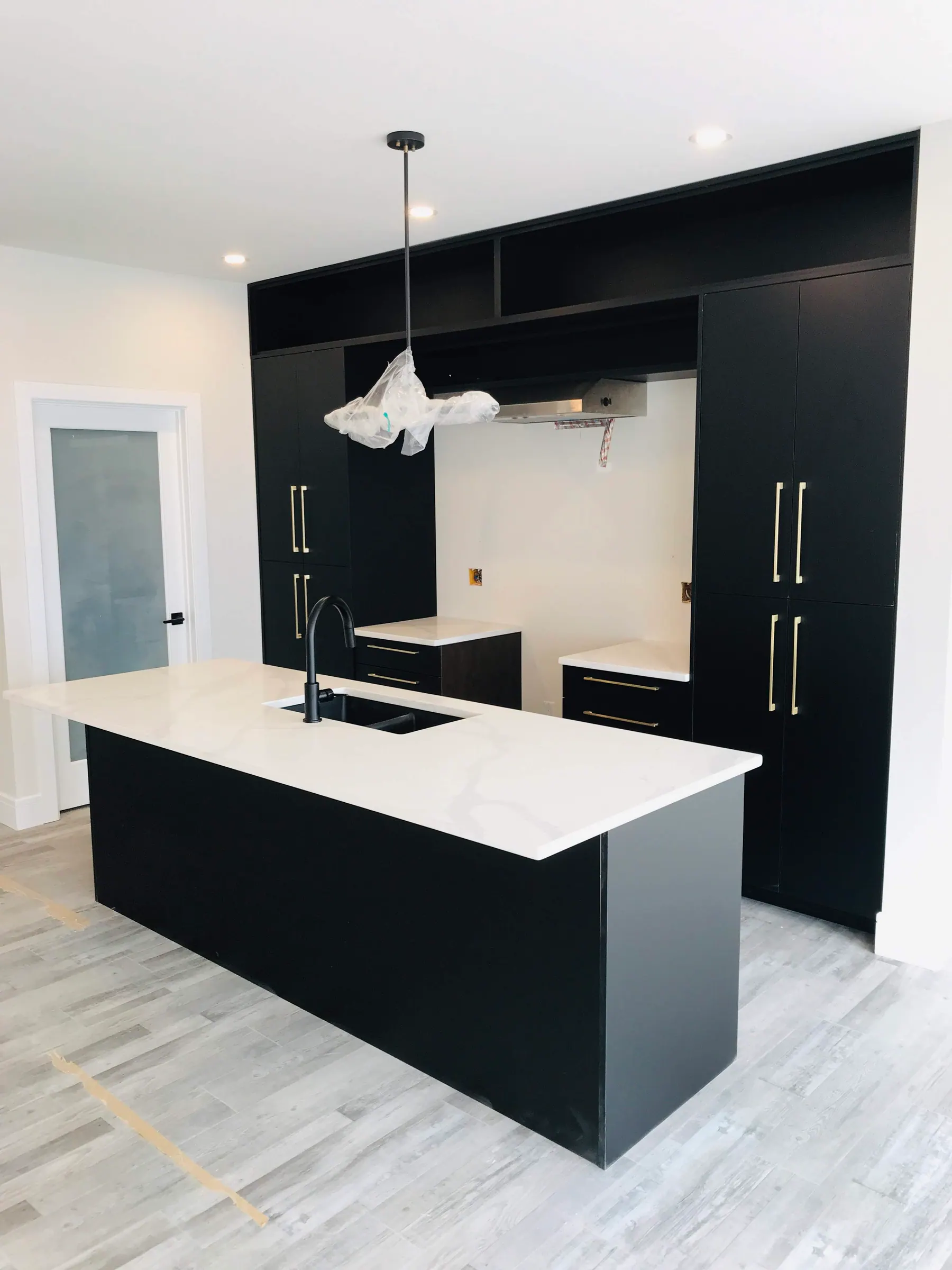 Vanity elevation showing the drawer and door layout